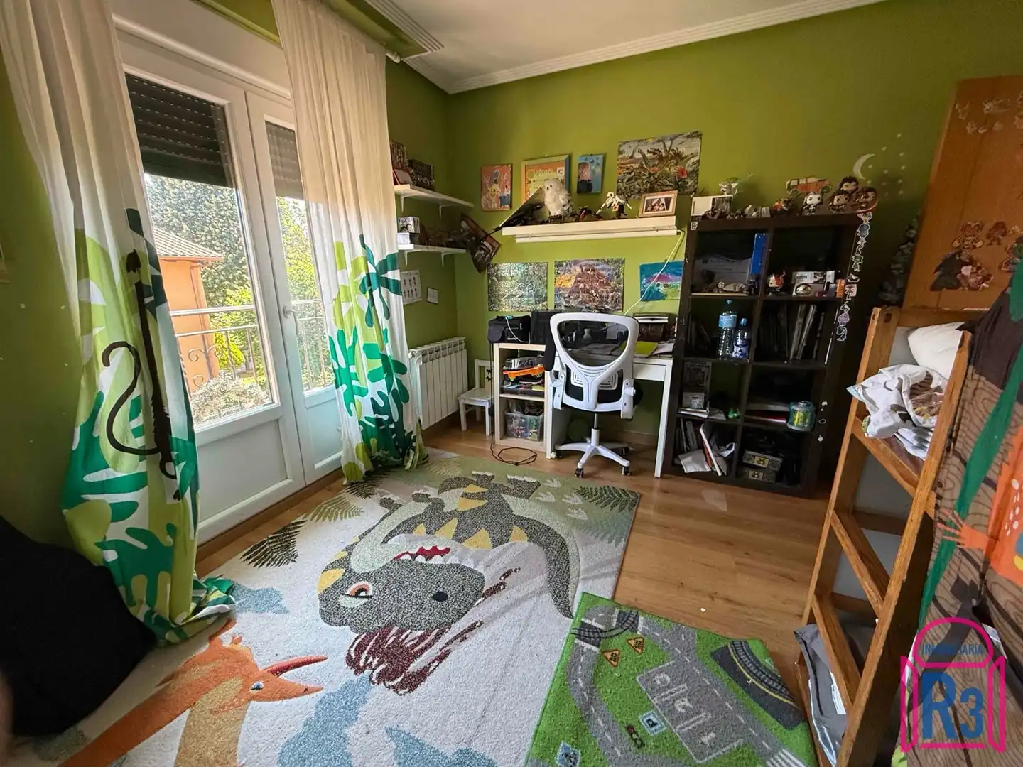 Habitación de Casa adosada en venta en Onzonilla con Calefacción