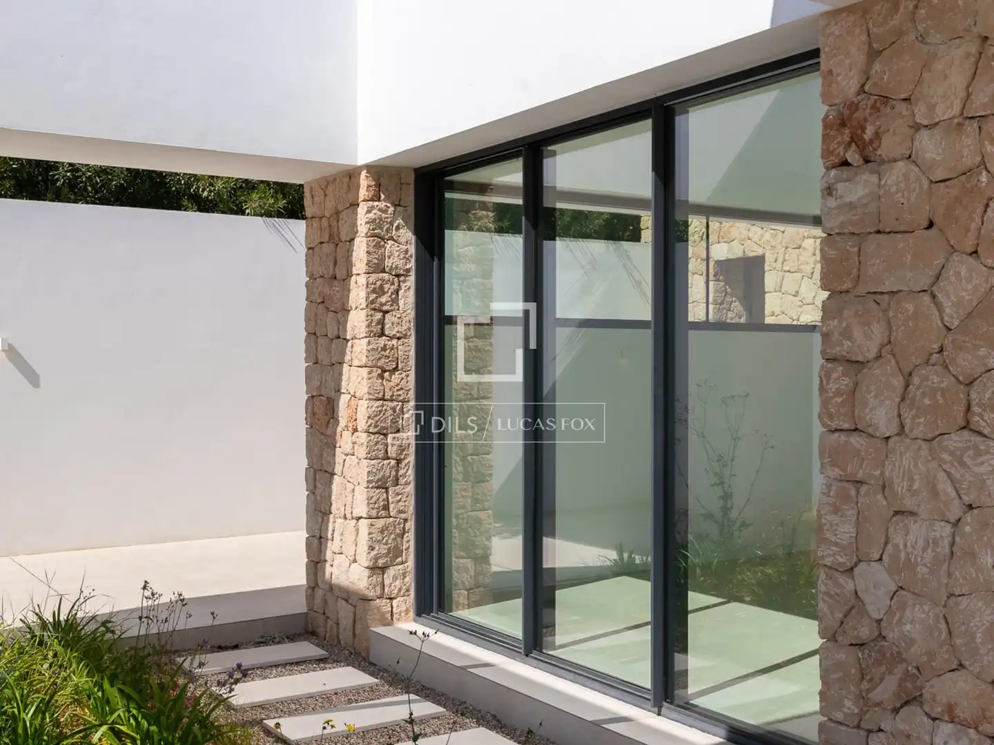 Vista exterior de Casa o chalet en venta en Santa Eulària des Riu con Aire acondicionado, Jardín privado y Terraza