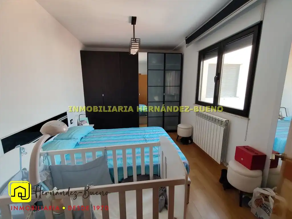 Habitación de Piso en venta en Moriscos con Calefacción y Terraza