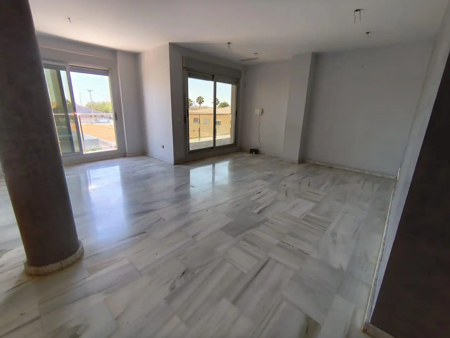 Sala d'estar de Pis en venda en Castellón de la Plana / Castelló de la Plana amb Aire condicionat, Terrassa i Traster