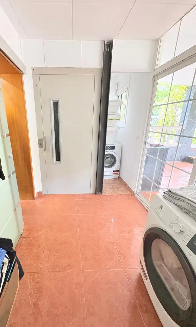 Terraza de Casa o chalet en venta en Corbera de Llobregat con Aire acondicionado, Calefacción y Jardín privado