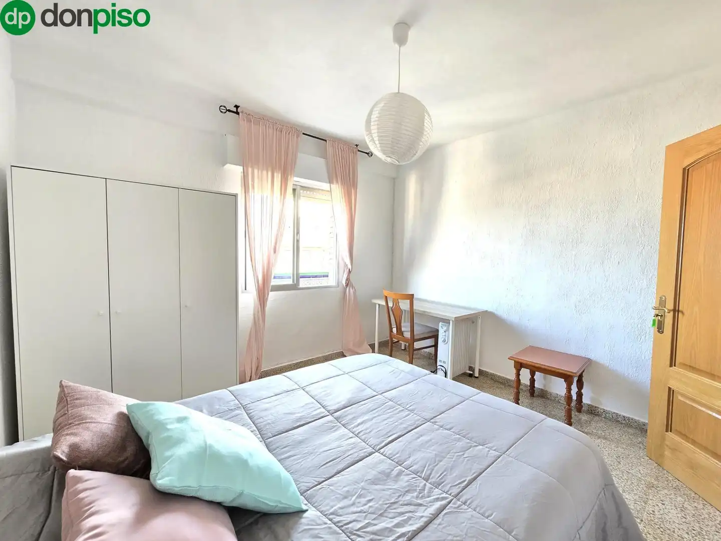 Flat for rent in Calle HENRIQUEZ DE JORQUERA, Cartuja