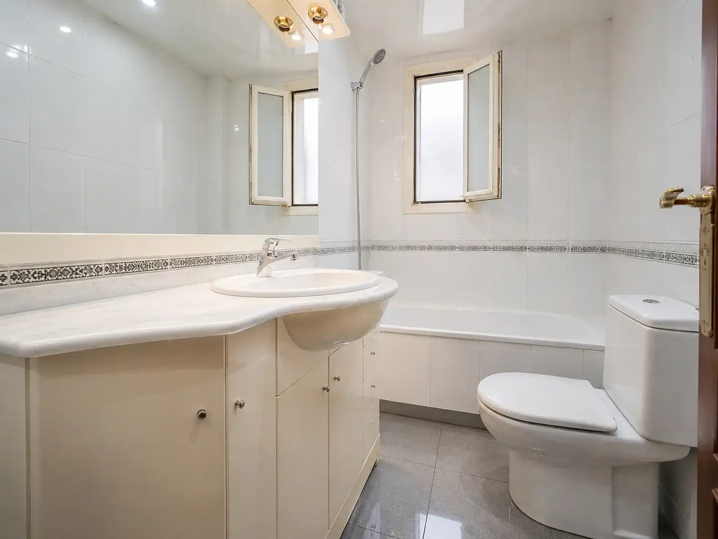 Baño de Piso en venta en Barcelona con Aire acondicionado, Calefacción y Parquet