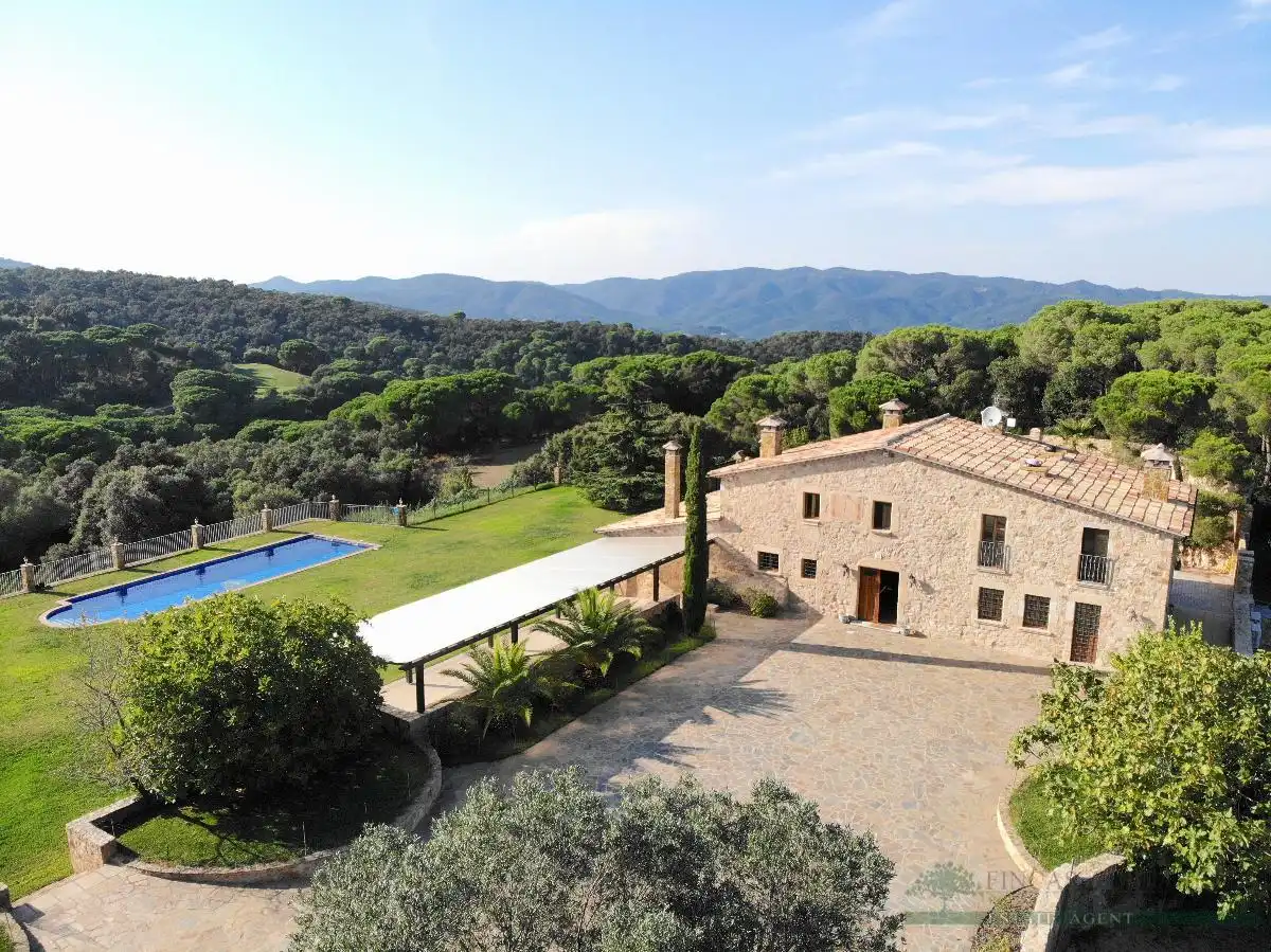 Garden of Country homes for sale in Castell d'Aro, Platja d'Aro i s'Agaró  with Air Conditioner, Heating and Terrace