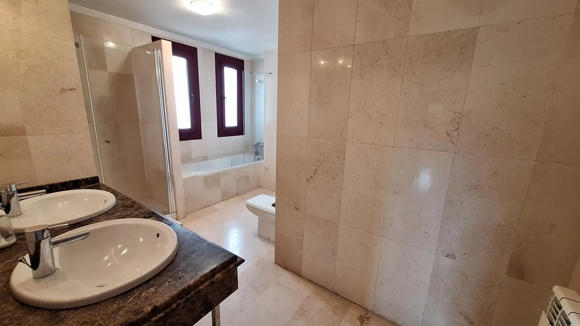 Baño de Apartamento en venta en Casares con Aire acondicionado, Calefacción y Terraza
