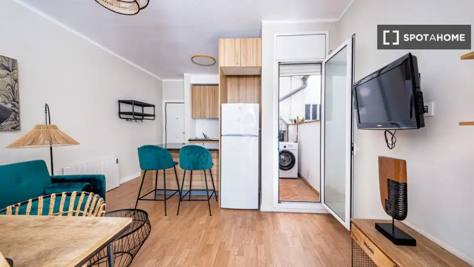 Kitchen of Flat for rent in Barcelona  with Air Conditioner, Heating and Furnished