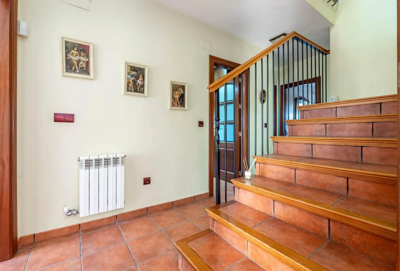 Chalet con terraza en venta en ALELIES (VENT), imagen 3