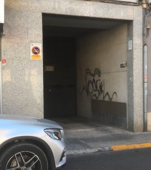 Foto 2 de Garatge de lloguer a Carrer de Mossèn Coy, 8, L'Espirall, Barcelona