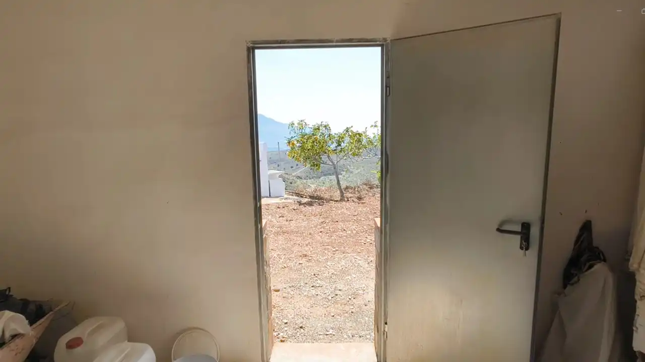 Finca rústica en venda en Turón amb Jardí privat
