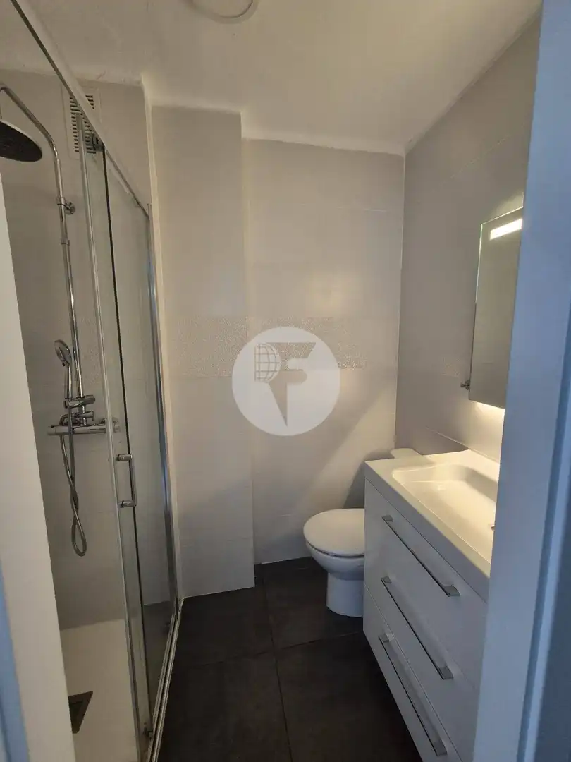 Bathroom of Flat for sale in Mollet del Vallès  with Heating and Balcony