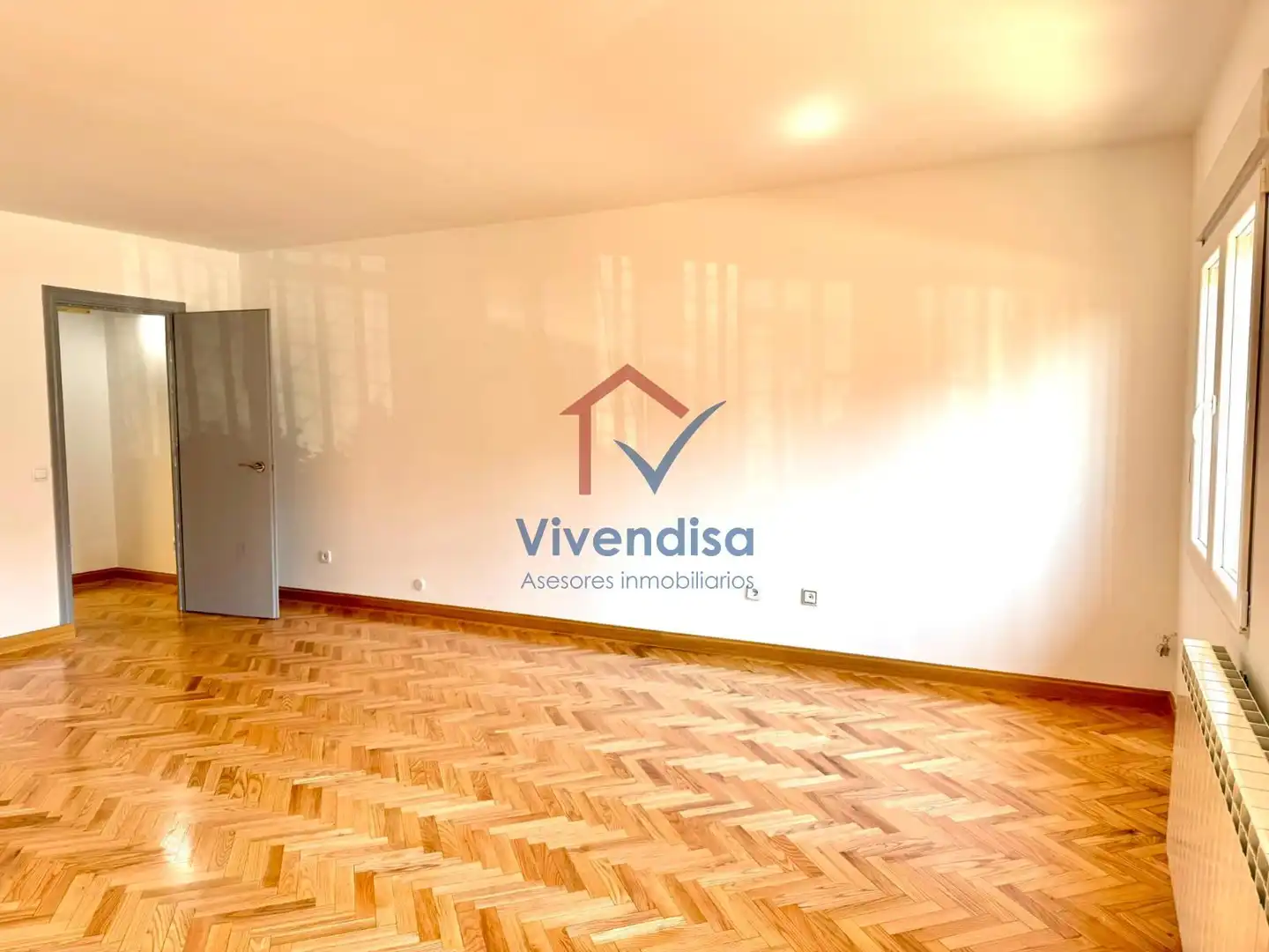 Sala d'estar de Pis en venda en Guadalajara amb Calefacció