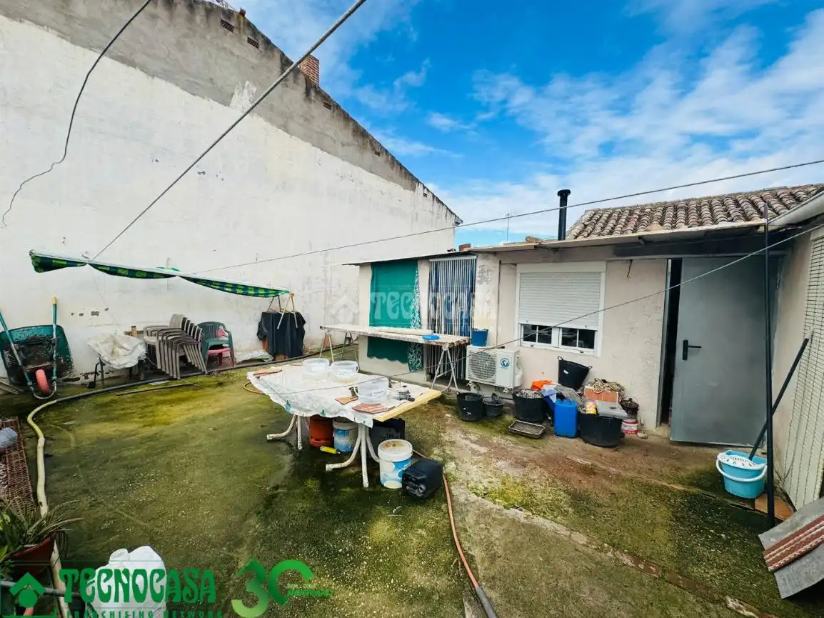Detached homes for sale in Burujón