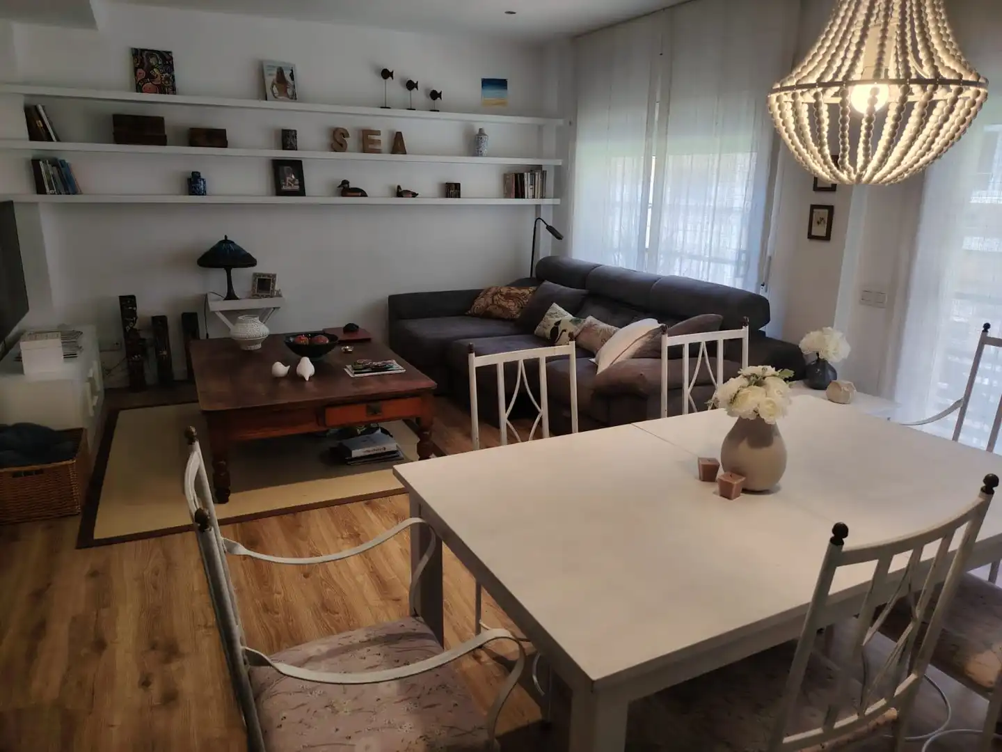 Sala de estar de Casa adosada en venta en Reus con Aire acondicionado, Calefacción y Parquet
