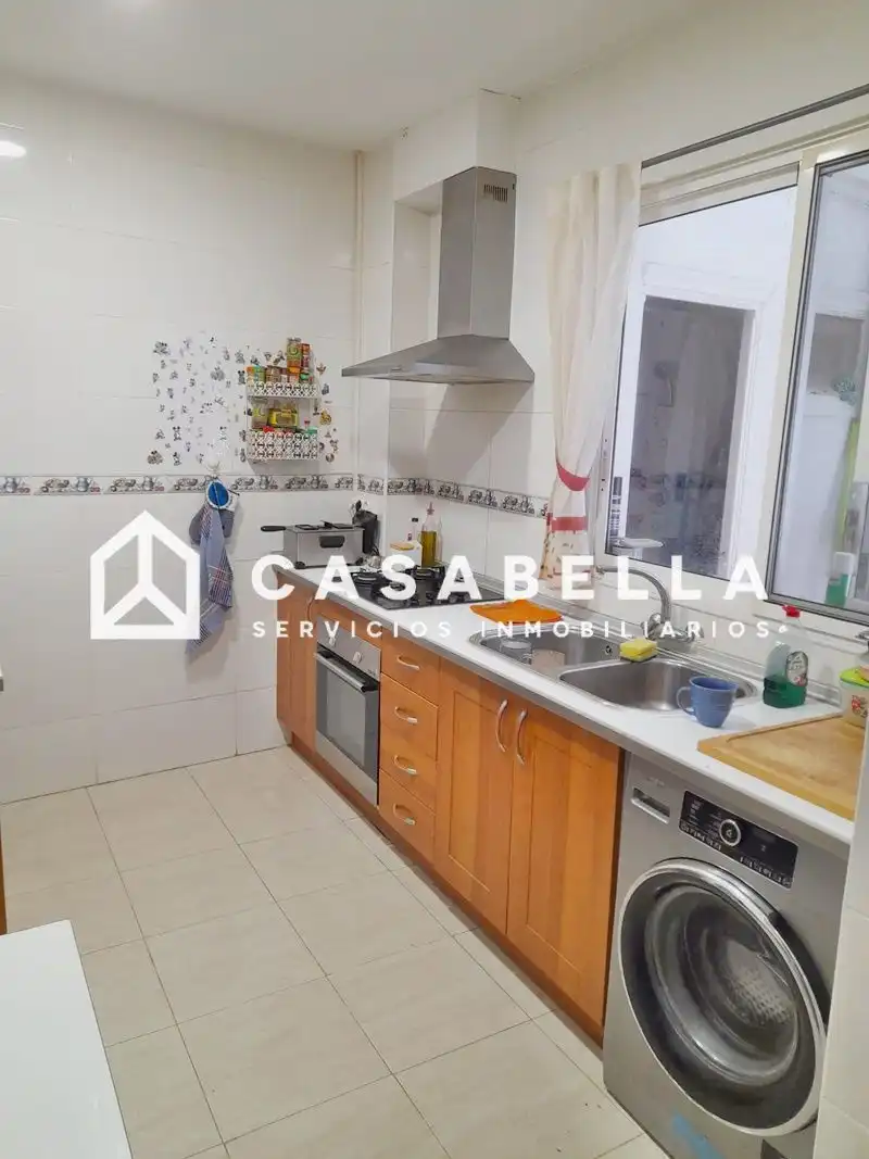 Cuina de Casa o xalet en venda en Vinalesa amb Aire condicionat, Calefacció i Jardí privat