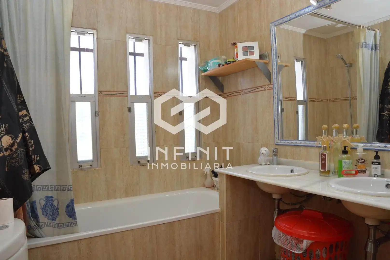 Baño de Casa o chalet en venta en Valdeaveruelo con Calefacción, Jardín privado y Terraza