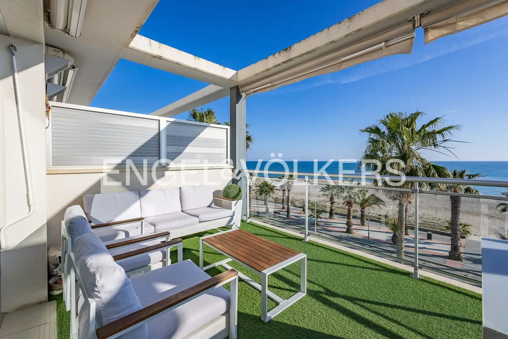 Terrace of Attic for sale in Cubelles  with Air Conditioner, Heating and Private garden