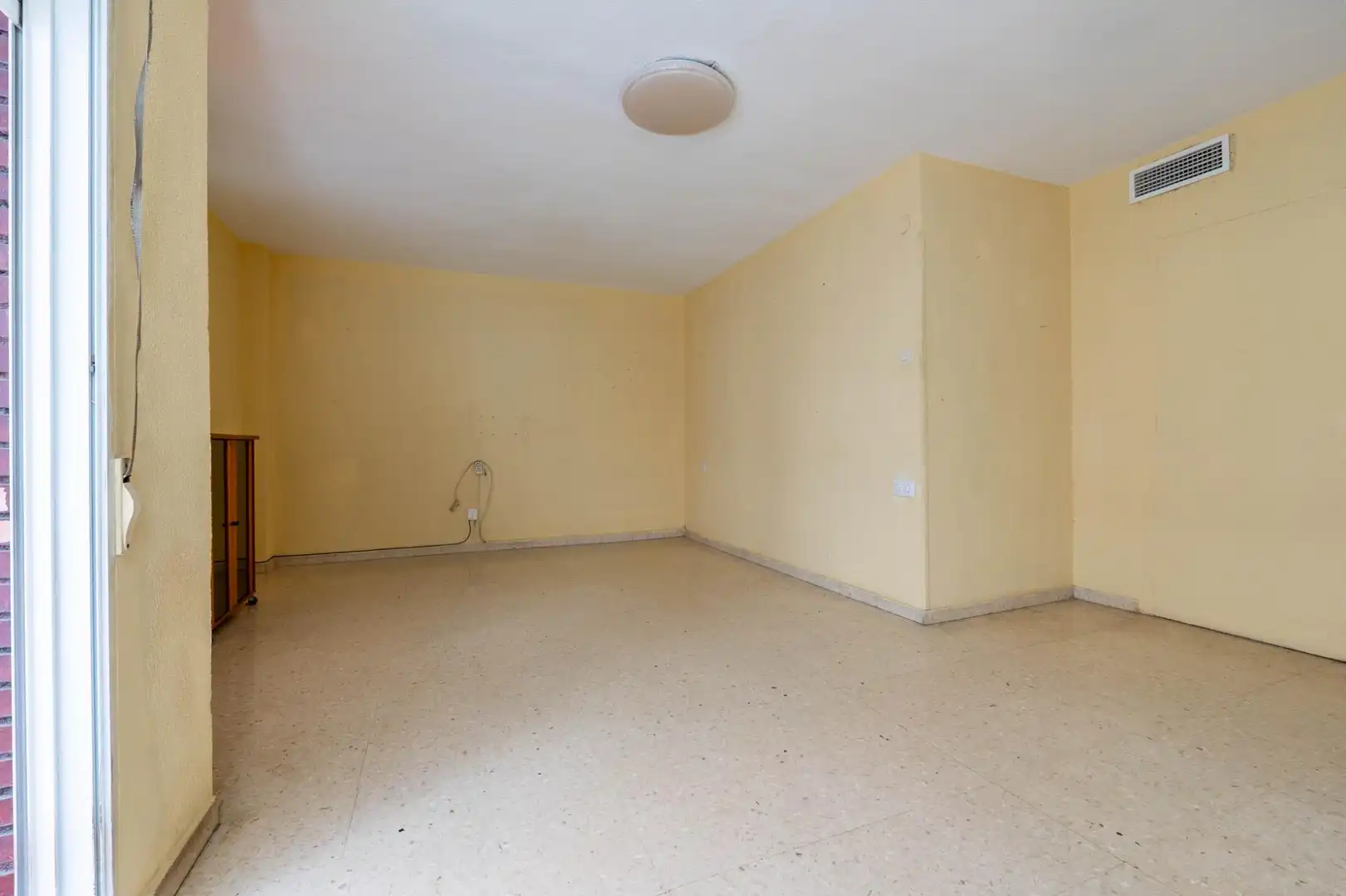 Piso en venta en Atarfe con Balcón