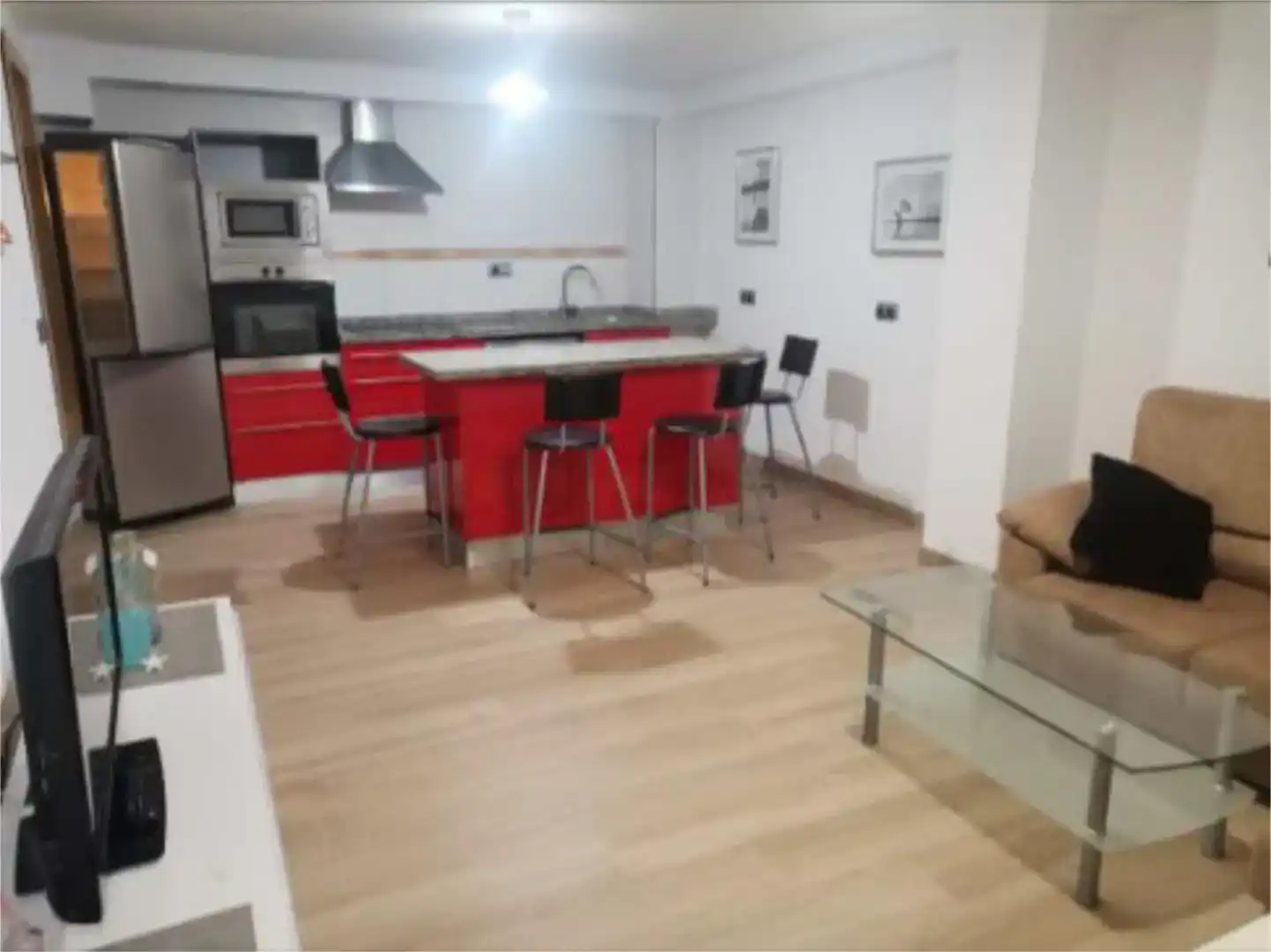Fotografía del inmueble reportado: 700 €/mes — Almería, Almería