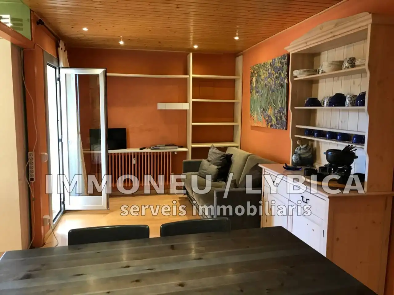 Sala de estar de Apartamento en venta en Alp con Calefacción y Terraza
