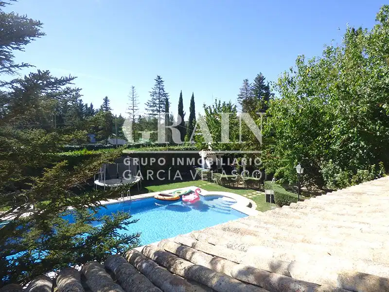 Garden of Houses for sale in Albacete  with Air Conditioner, Heating and Private garden