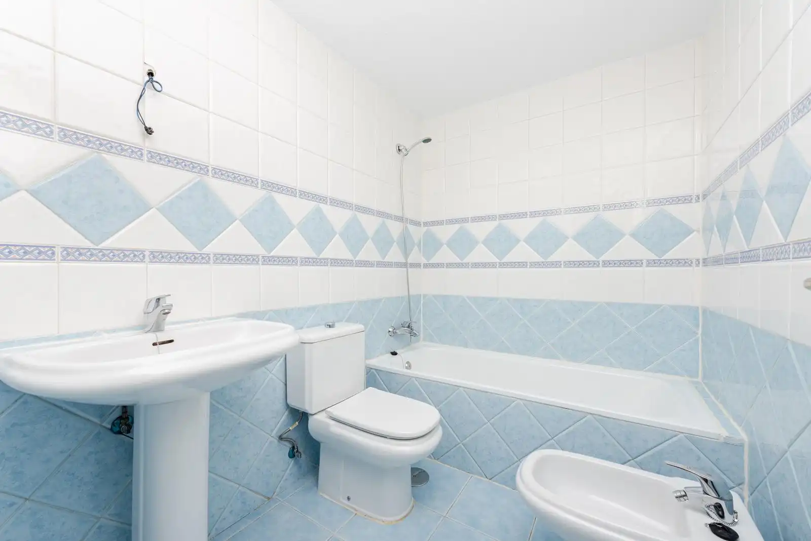 Baño de Piso en venta en Pinto con Aire acondicionado, Terraza y Trastero