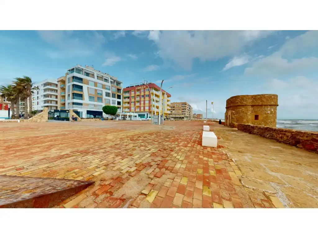 Vista exterior de Apartamento en venta en Torrevieja