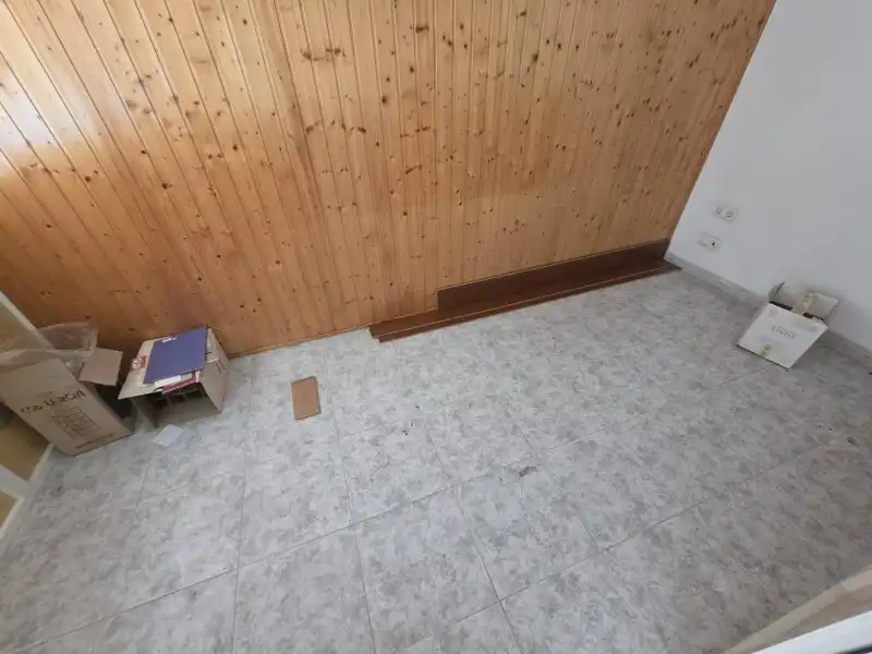 Local en venta en Baños de Montemayor