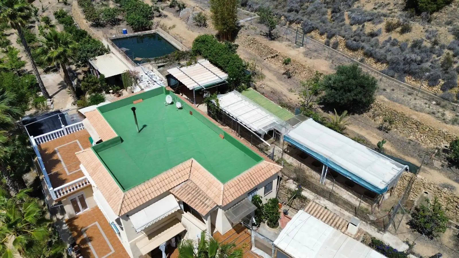 Swimming pool of Houses for sale in La Nucia