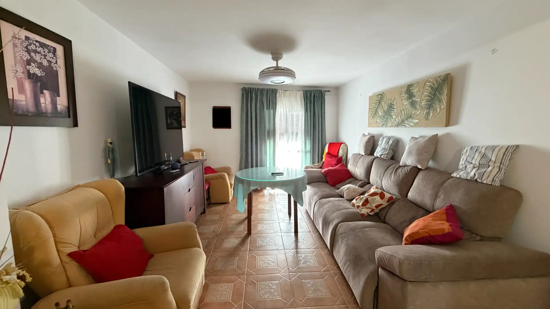 Sala de estar de Casa o chalet en venta en Úbeda con Aire acondicionado, Terraza y Balcón