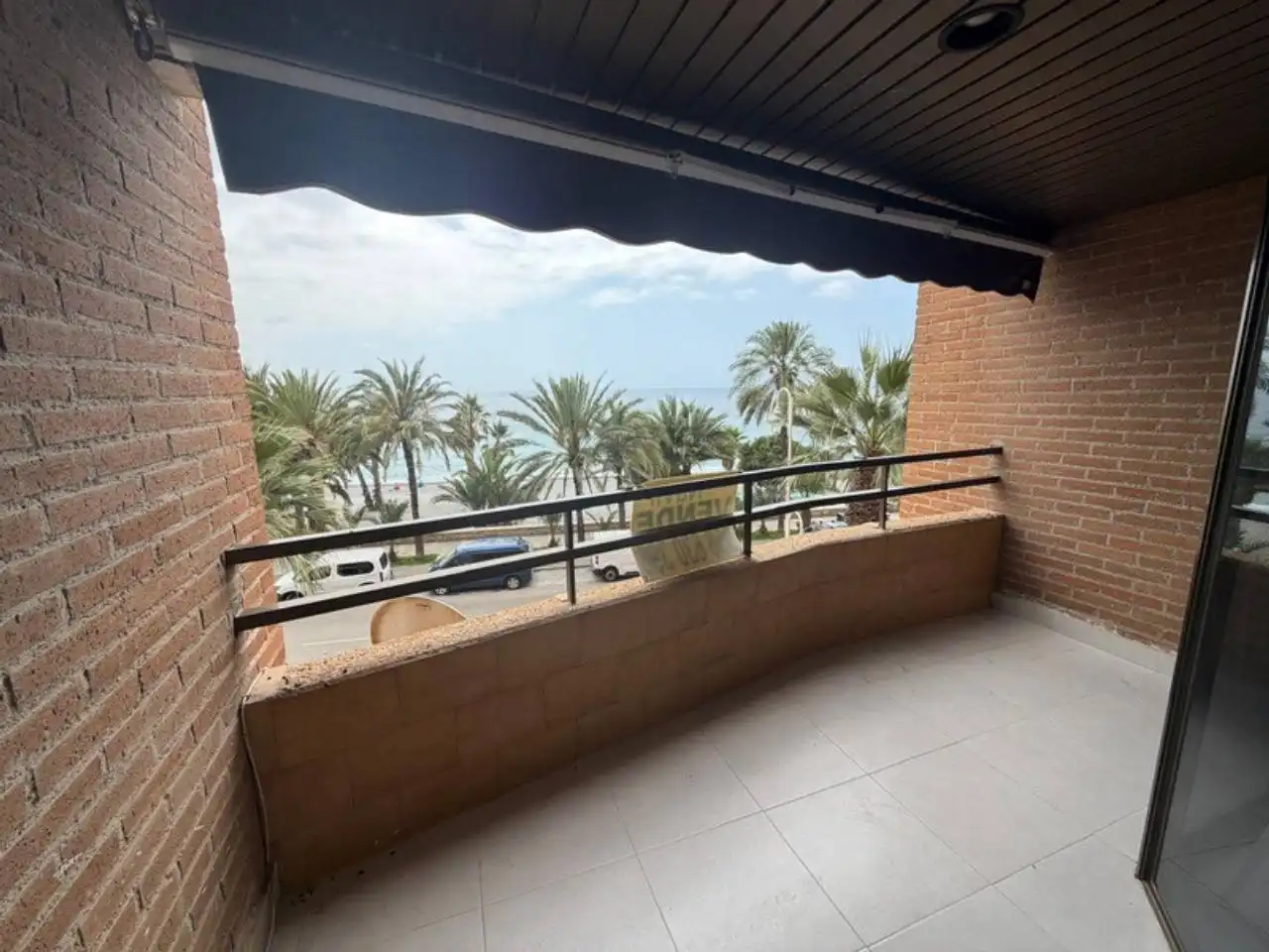 Vista exterior de Apartamento en venta en Almuñécar con Terraza, Amueblado y Piscina comunitaria