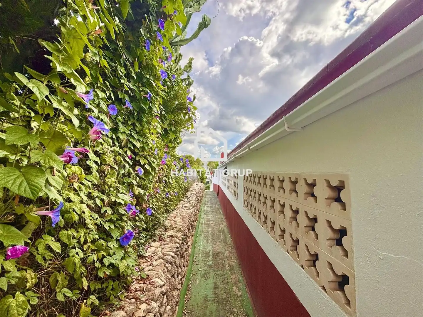 Vista exterior de Dúplex en venta en Ciutadella de Menorca con Aire acondicionado, Calefacción y Jardín privado