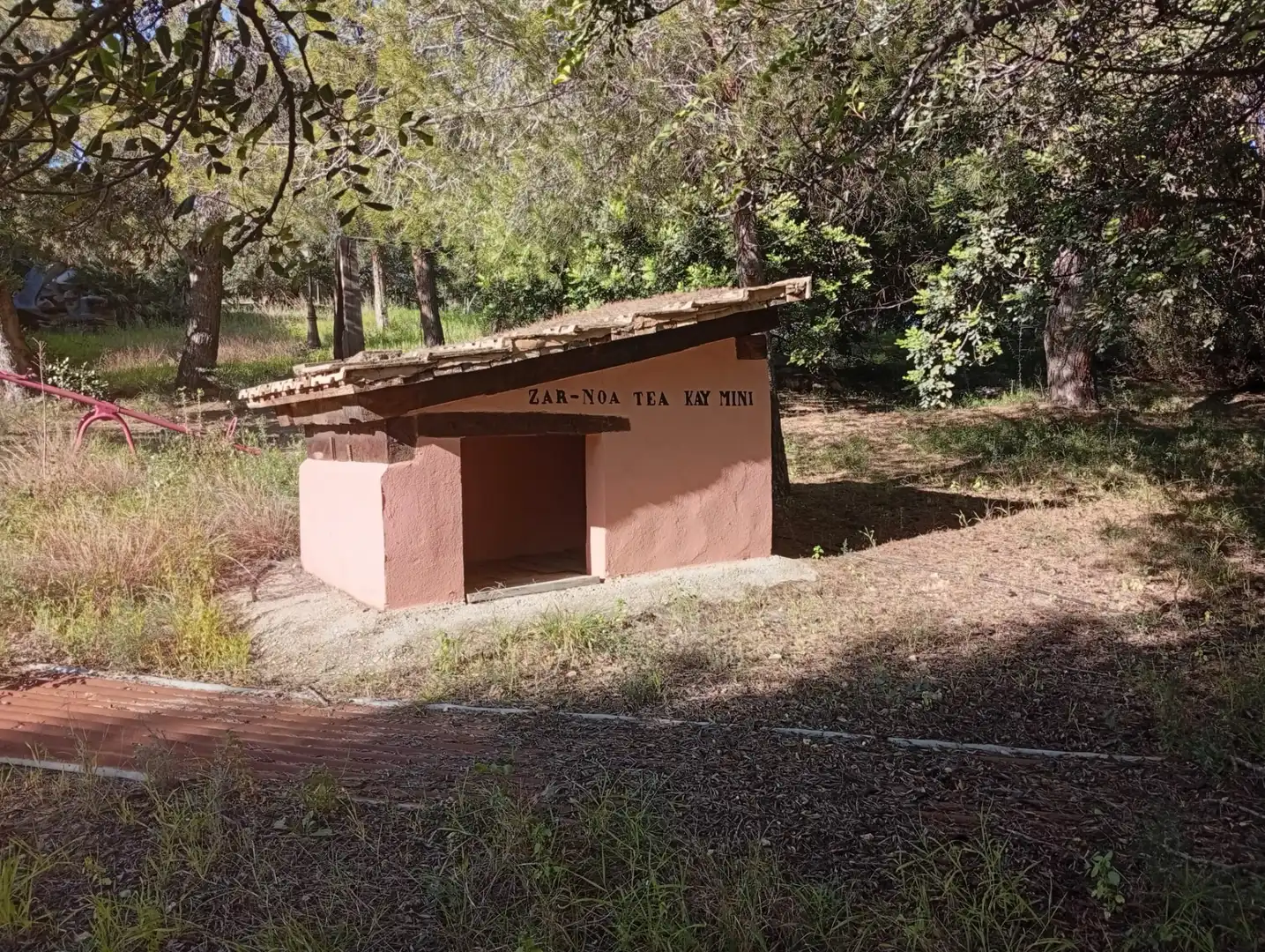 Vista exterior de Casa o xalet en venda en Castellón de la Plana / Castelló de la Plana amb Jardí privat, Terrassa i Traster