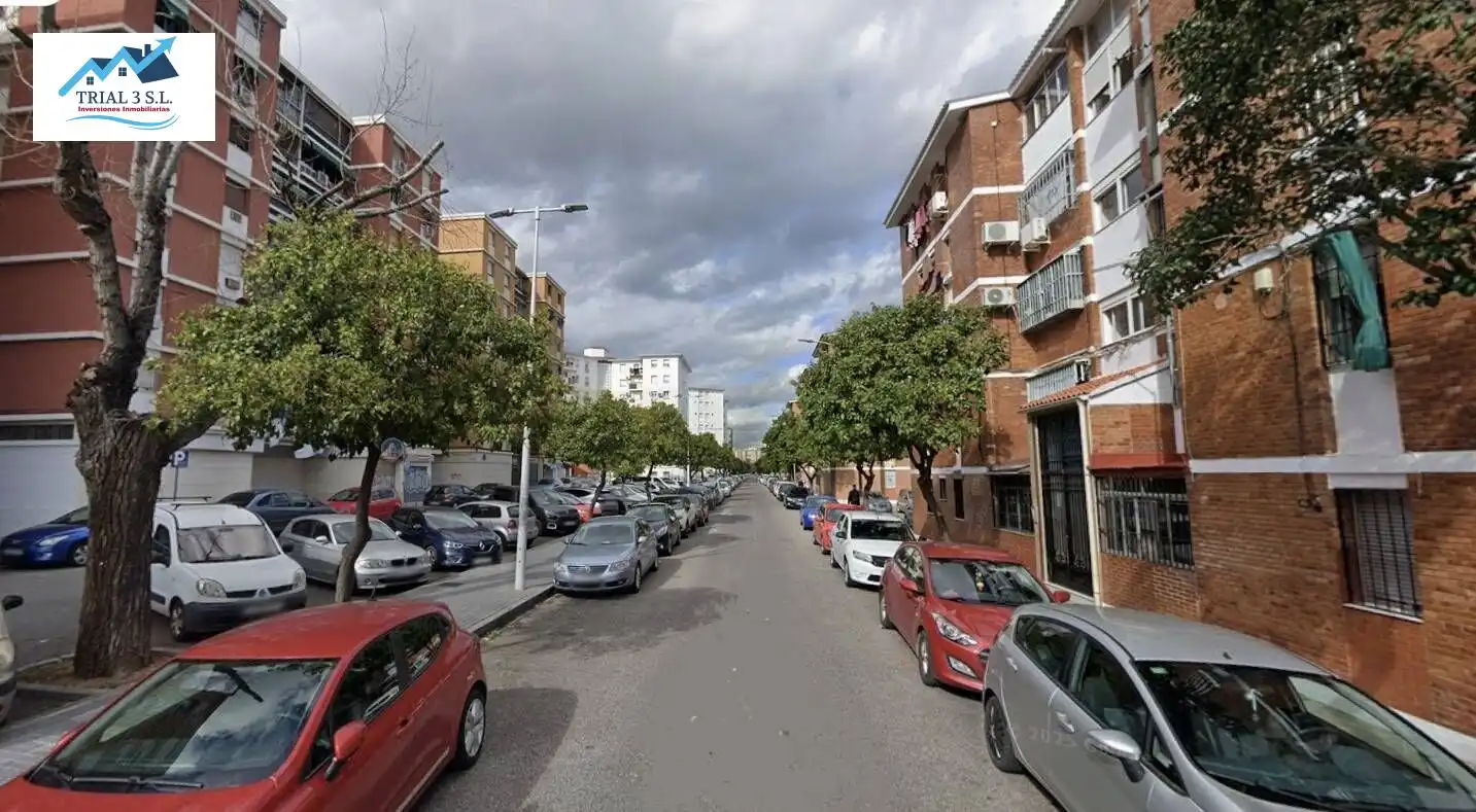 Flat for sale in Calle HUELVA, imagen 2