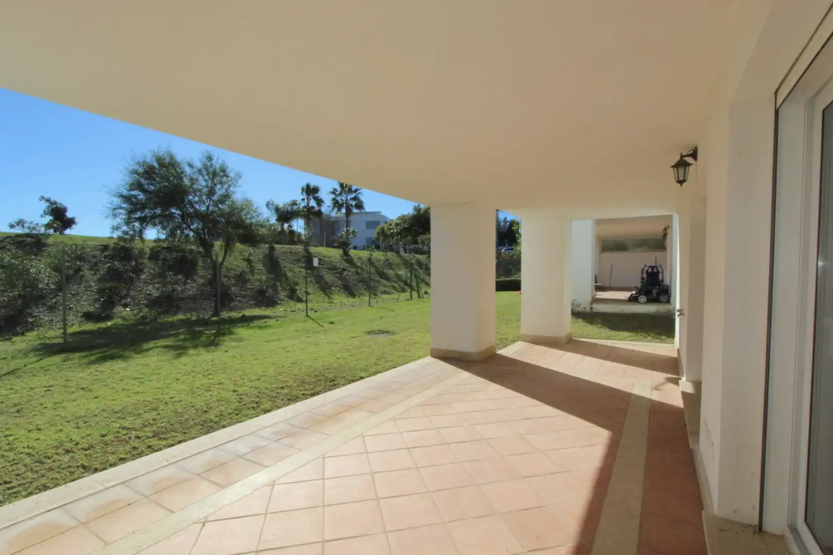 Jardí de Casa adosada en venda en Marbella amb Aire condicionat, Calefacció i Jardí privat