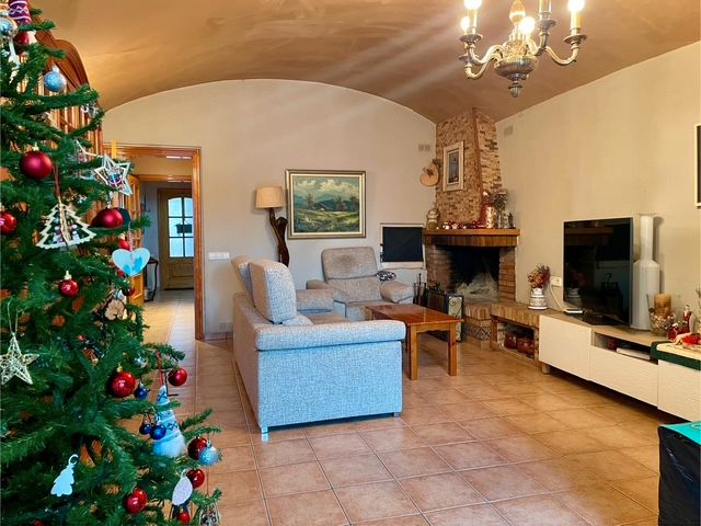 Sala d'estar de Casa adosada en venda en Viladecavalls amb Calefacció, Terrassa i Traster