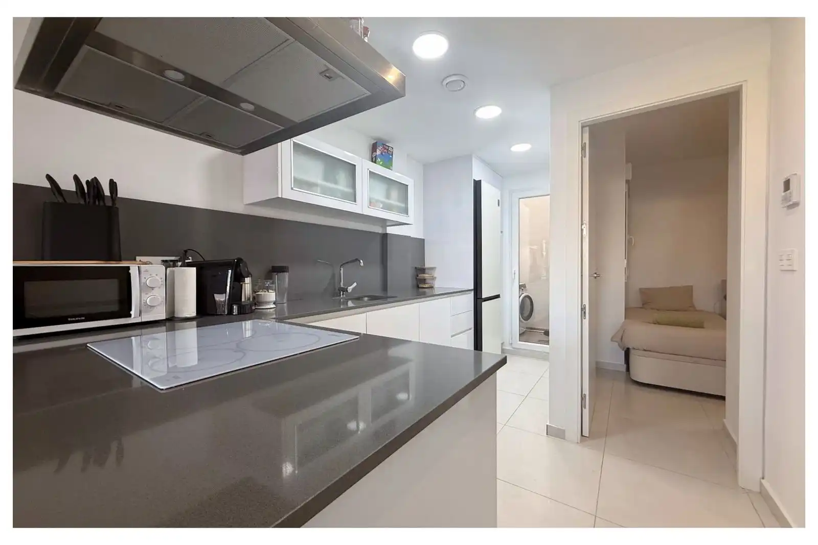 Küche von Wohnungen zum Verkauf in Torrevieja mit Terrasse, Balkon und Gemeinschaftspool