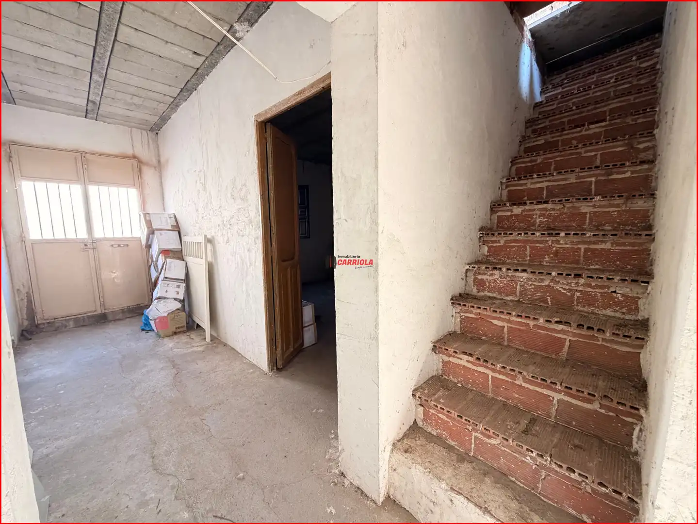 Casa adosada en venta en La Torre de Esteban Hambrán