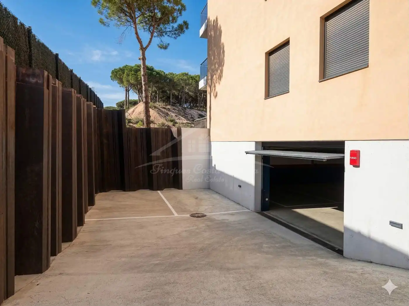 Parking de Apartamento en venta en Pals con Aire acondicionado, Calefacción y Jardín privado