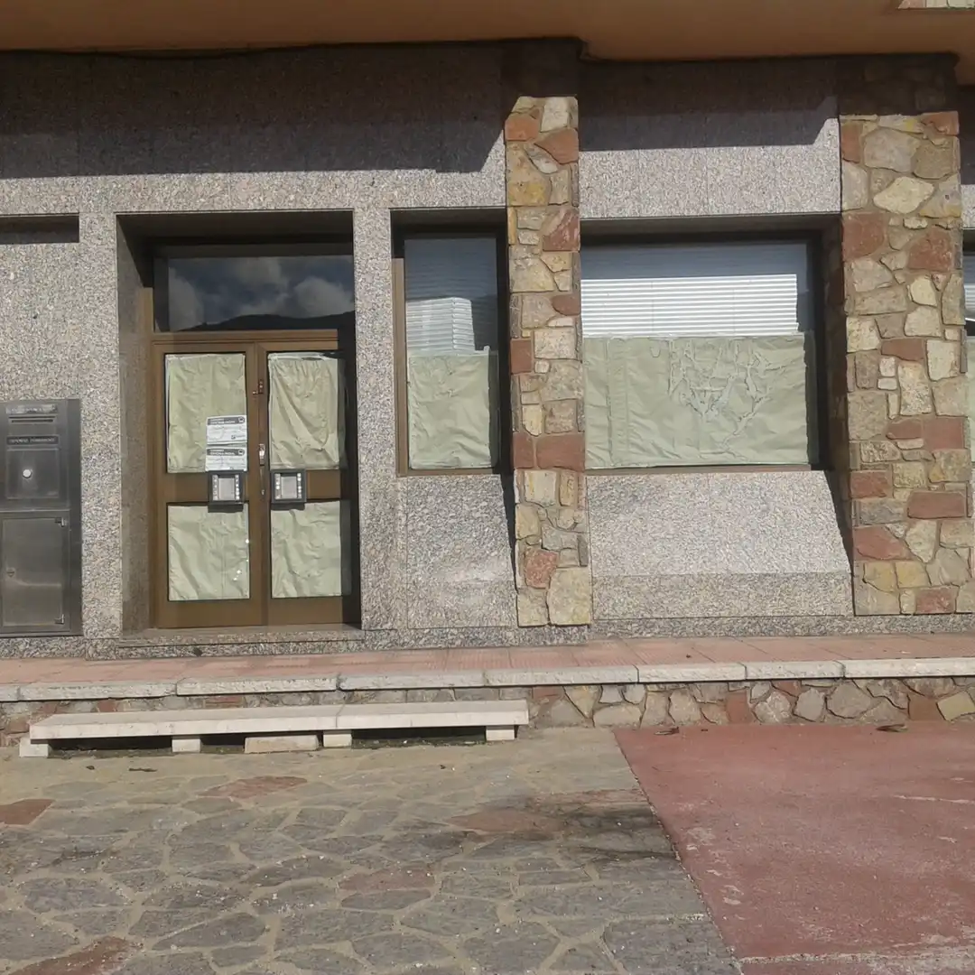 Local en venta en Cabrillanes