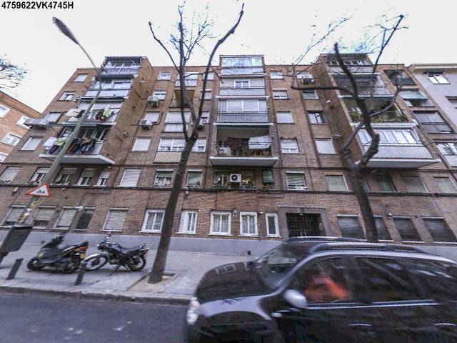 Piso en Venta en C/ Mateo Garcia en Ventas