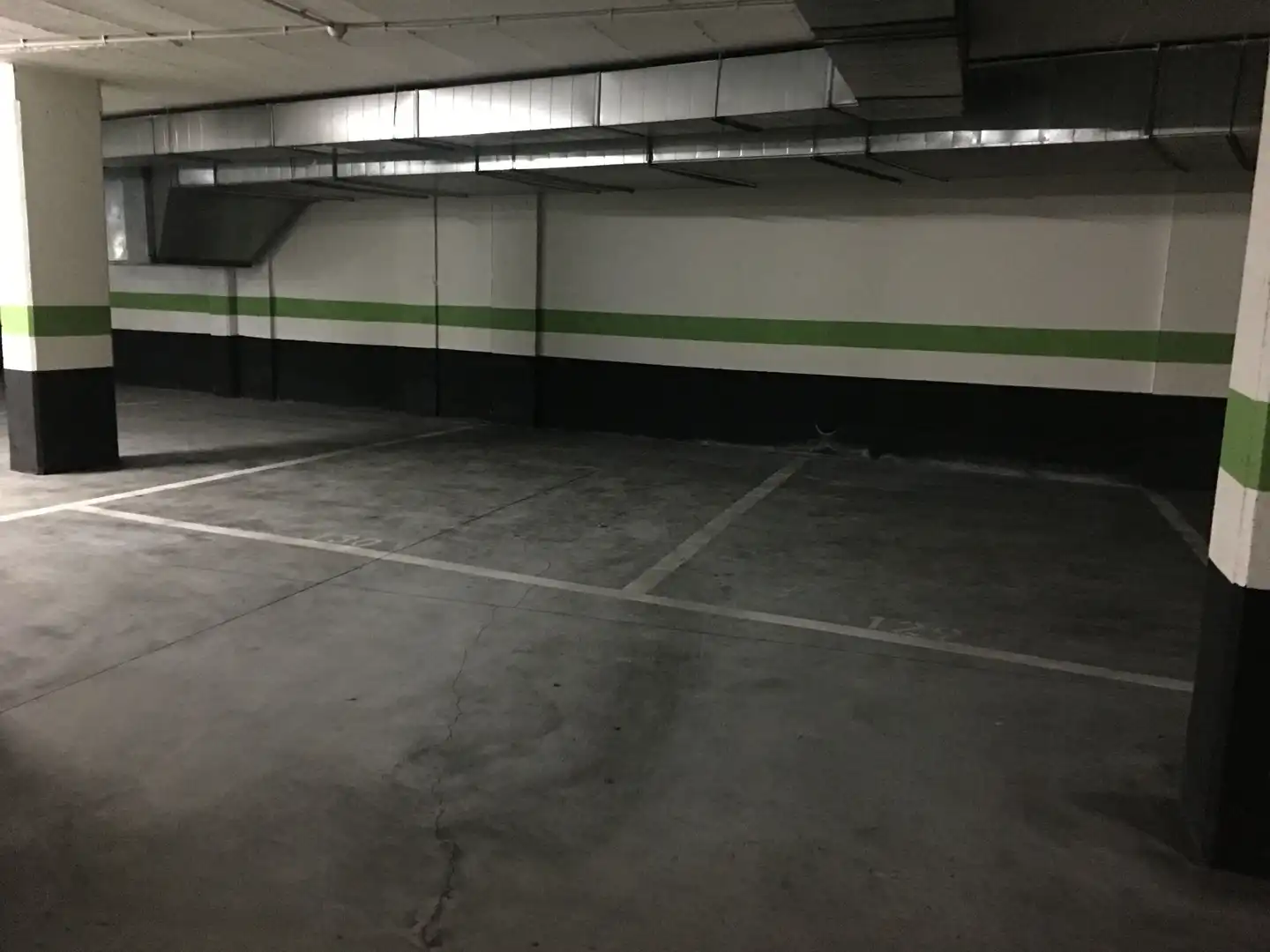 Parkplatz von Garage zum Verkauf in Narón