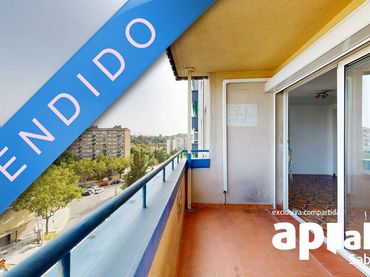 Appartamento con balcone in vendita a Badia del Vallès