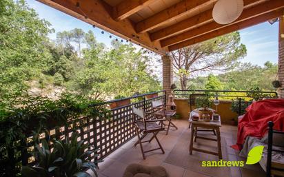 Terrassa de Finca rústica en venda en Porqueres amb Aire condicionat, Calefacció i Jardí privat