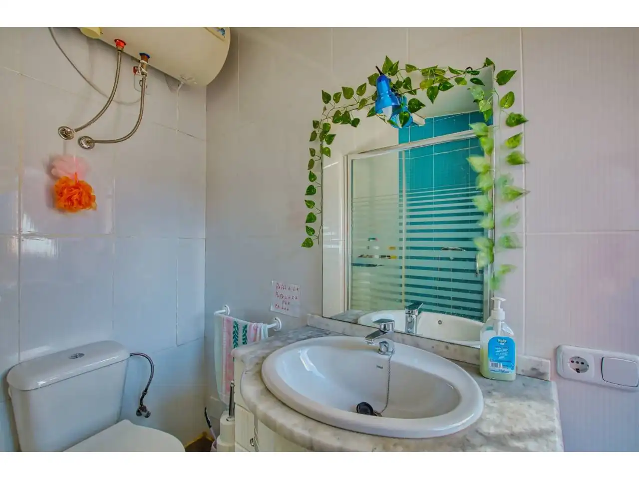 Baño de Finca rústica en venta en Alcaucín con Terraza y Piscina