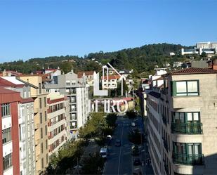 Vista exterior de Pis en venda en Pontevedra Capital  amb Calefacció i Traster