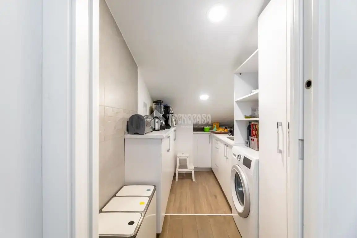 Kitchen of Flat for sale in Torrelodones  with Air Conditioner, Heating and Terrace