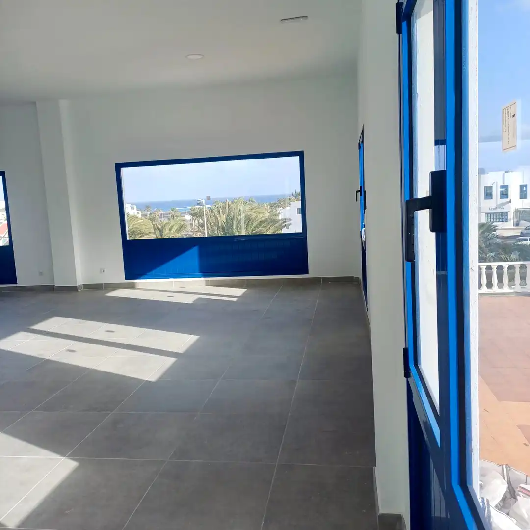 Geschaftsraum zur Miete in Teguise mit Terrasse