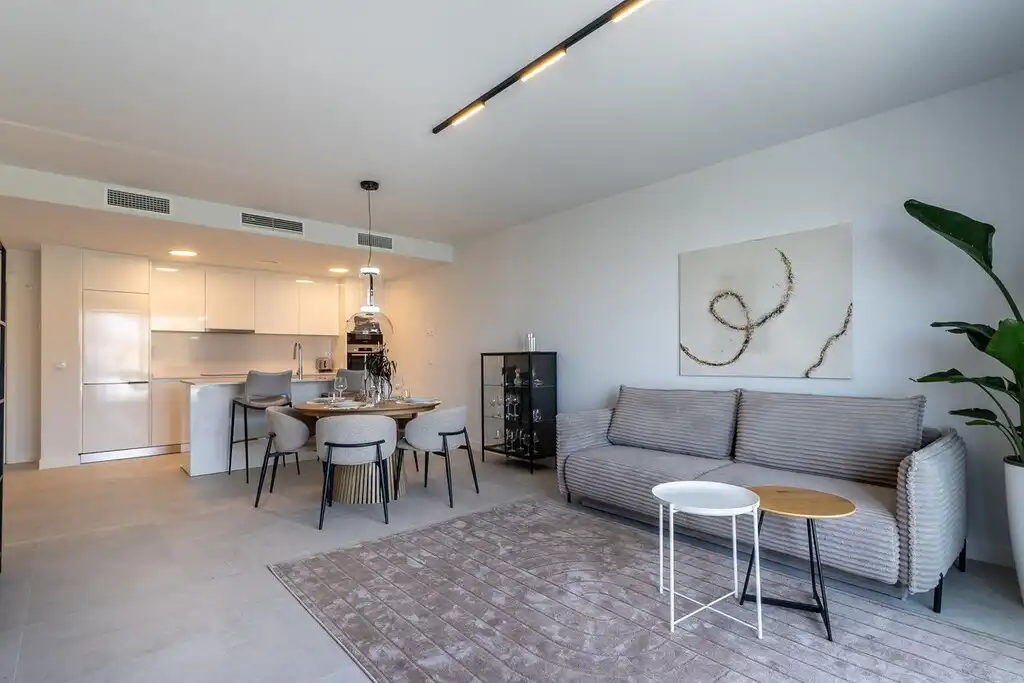 Apartment with pool for sale in Estepona Pueblo, imagen 2