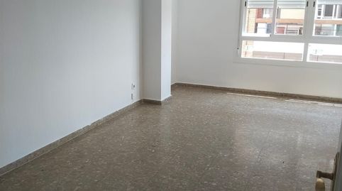 Foto 2 de Piso de alquiler en Juan Sebastian Elcano, Pardaleras, Badajoz Capital