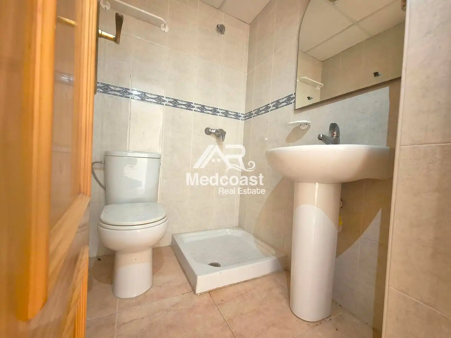 Bathroom of Flat for sale in Turre  with Air Conditioner, Terrace and Swimming Pool
